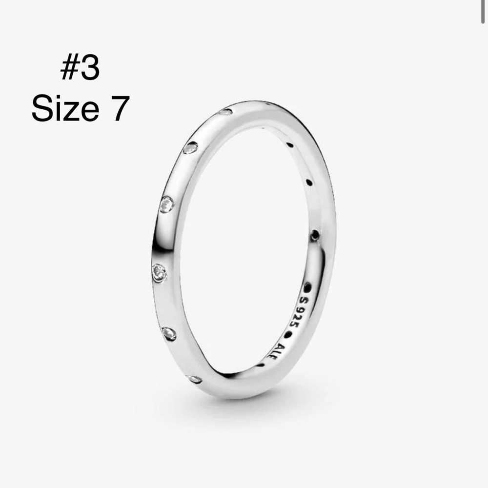 Silver pandora ring